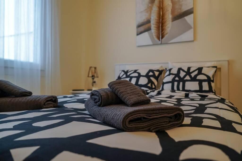 Modern Apartment In The City Center Joánina Kültér fotó